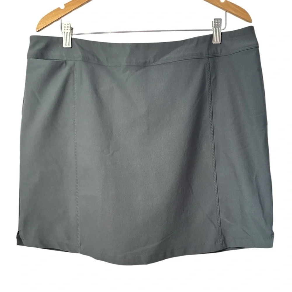 Adidas Golf Essadi Slim Skort - Picture 1 of 5